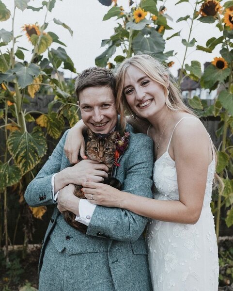 TIMELESS 3-PIECE TEAL GREEN TWEED SUIT 100% WOOL.