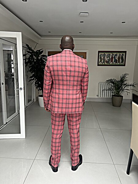 SUPERB RED WITH SKY BLUE AND BURGUNDY OVERCHECK 2-PIECE SUIT. 100% WOOL.